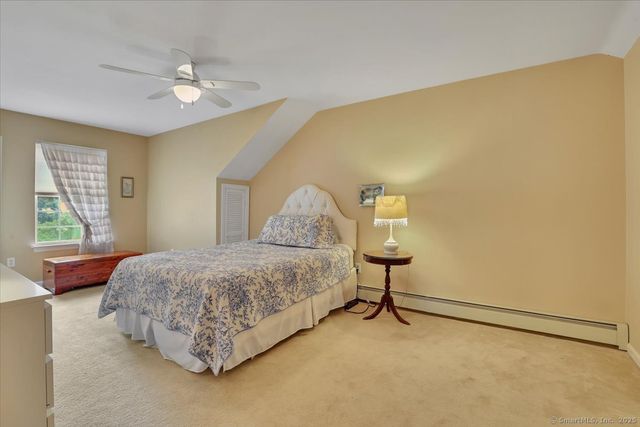 20 Benjamin Lane, Middletown, CT 06457