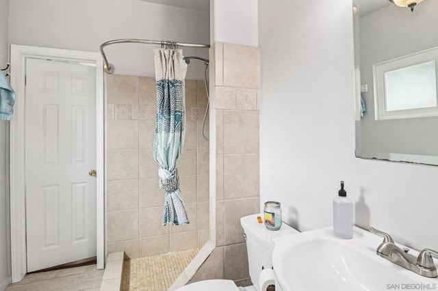 1097 Wayside Ave, El Cajon, CA 92021