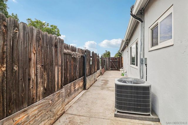 1097 Wayside Ave, El Cajon, CA 92021