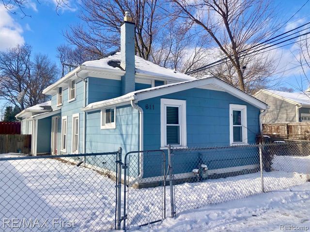 611 Fairgrove Avenue, Royal Oak, MI 48067