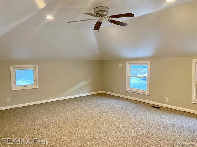 611 Fairgrove Avenue, Royal Oak, MI 48067