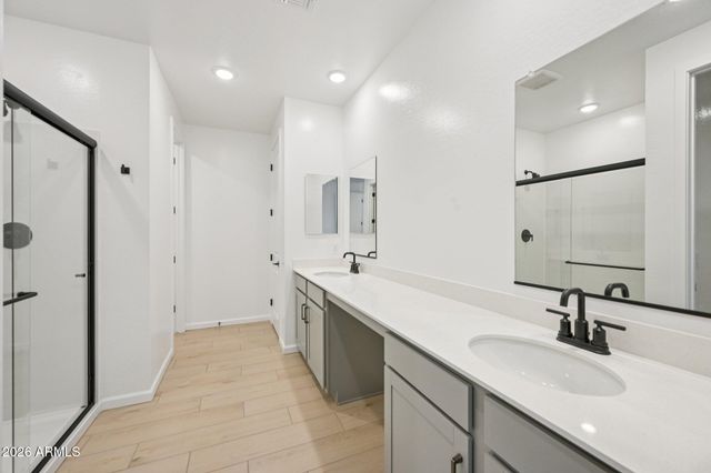 15617 W BROWN Street, Waddell, AZ 85355