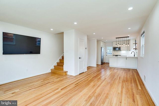 5513 CHILLUM PL NE, Washington, DC 20011