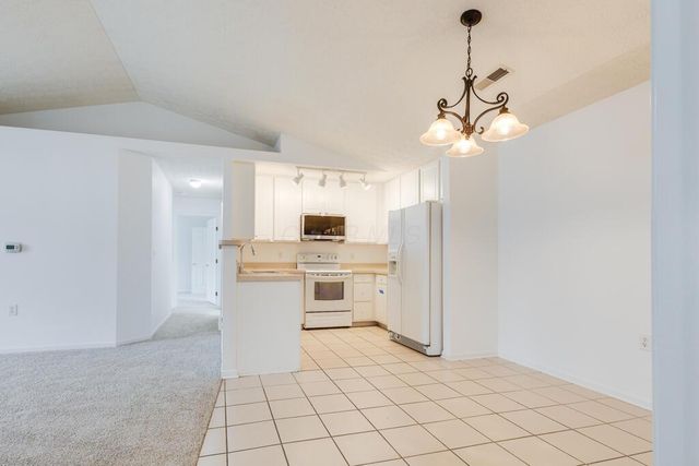 7890 Beamish Way, 9D, Blacklick, OH 43004