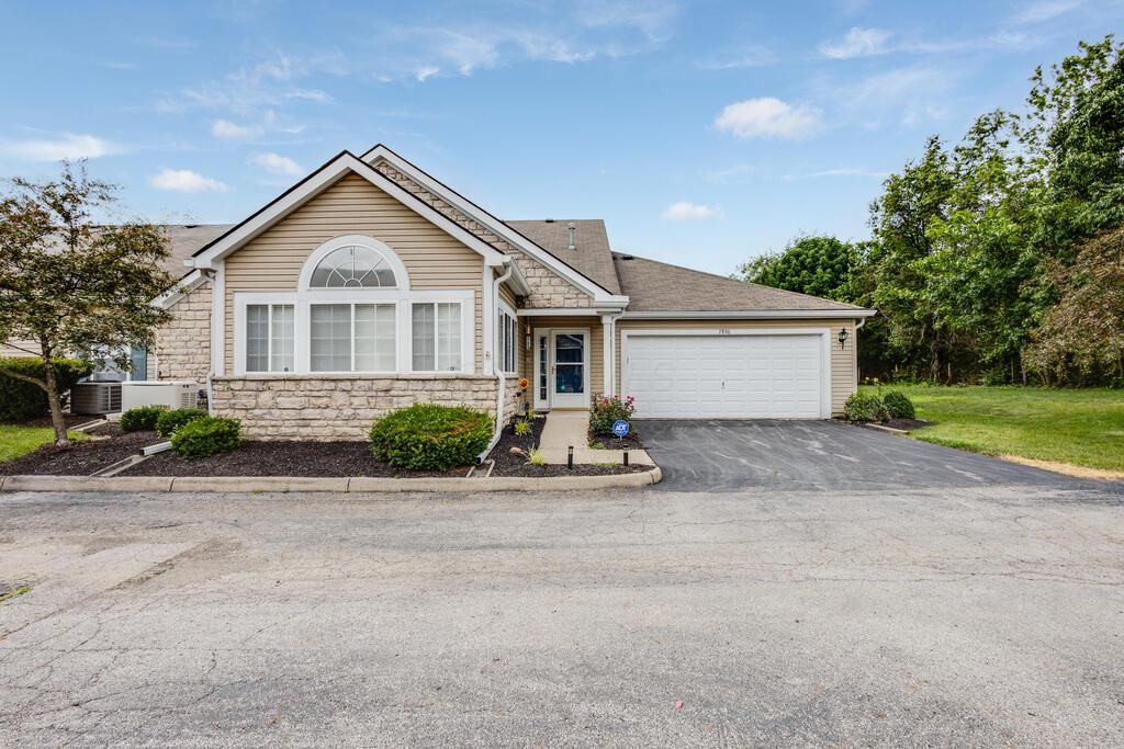 7890 Beamish Way, 9D, Blacklick, OH 43004