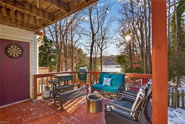 47 Creekstone DR, Newport News, VA 23603