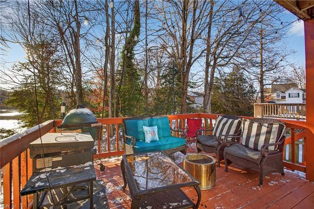 47 Creekstone DR, Newport News, VA 23603