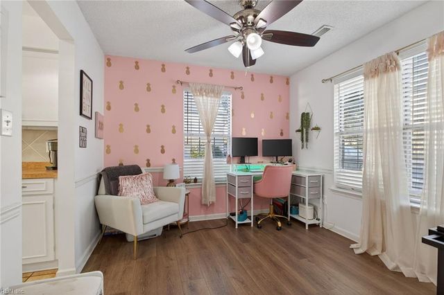 47 Creekstone DR, Newport News, VA 23603