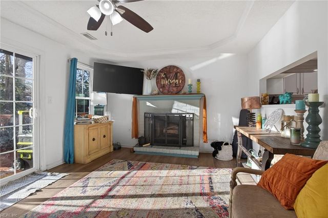 47 Creekstone DR, Newport News, VA 23603