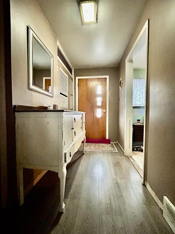 1580 Sunview Street, Muskegon, MI 49445