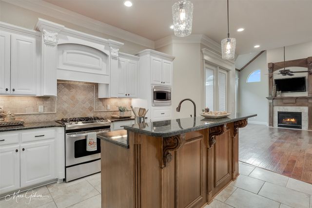 110 Arbor Place, Bossier City, LA 71111