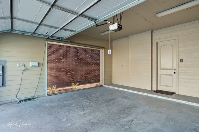 110 Arbor Place, Bossier City, LA 71111