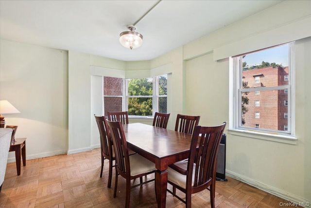 235 Garth Road C4E, Scarsdale, NY 10583