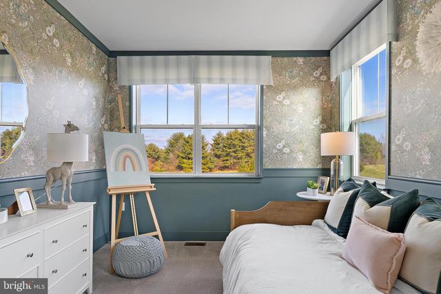 152 LEONA STEWART, Pennington, NJ 08534