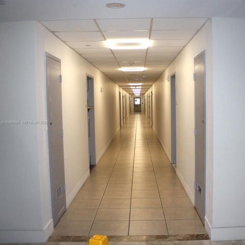 4200 Hillcrest Drive 618, Hollywood, FL 33021