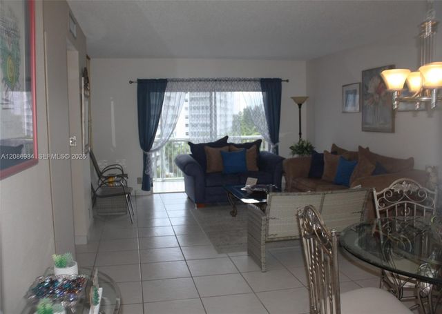 4200 Hillcrest Drive 618, Hollywood, FL 33021