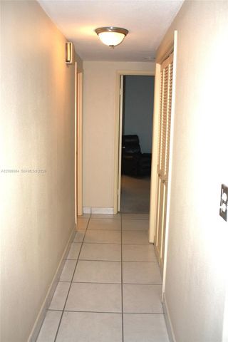 4200 Hillcrest Drive 618, Hollywood, FL 33021