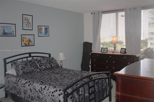 4200 Hillcrest Drive 618, Hollywood, FL 33021