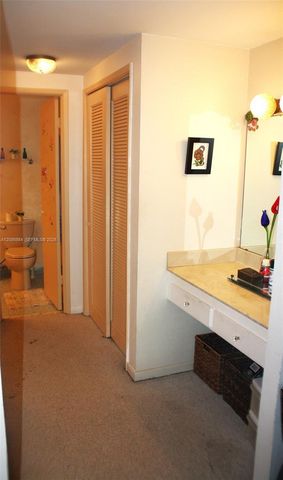 4200 Hillcrest Drive 618, Hollywood, FL 33021