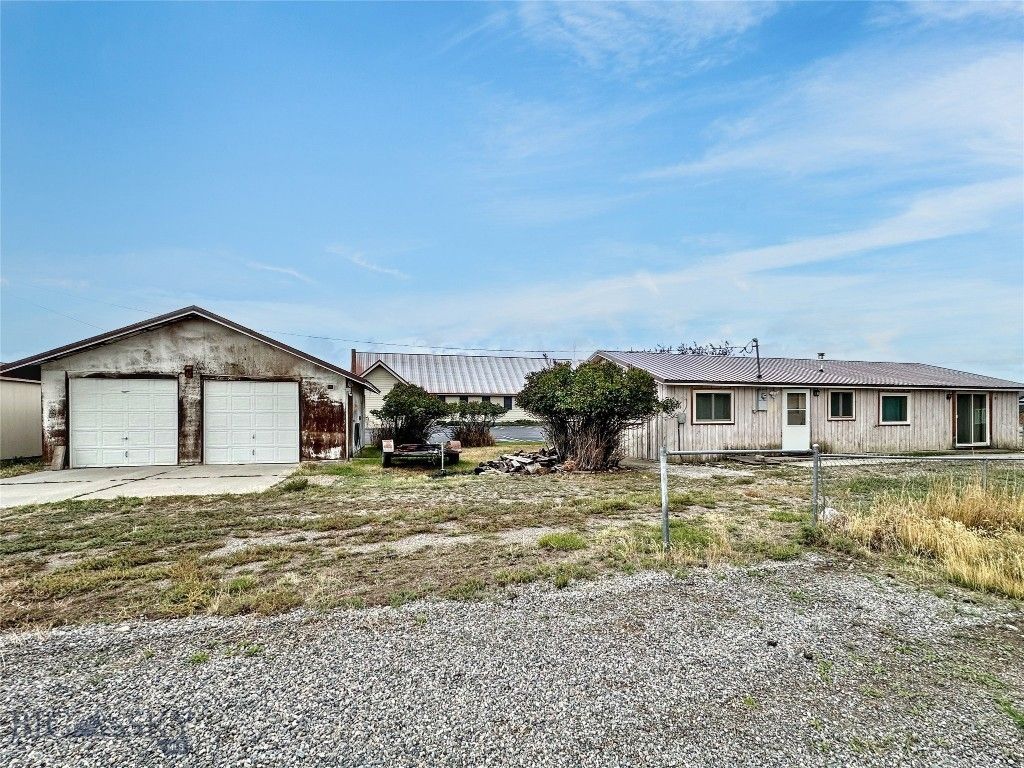 417 West Main Street, Ennis, MT 59729