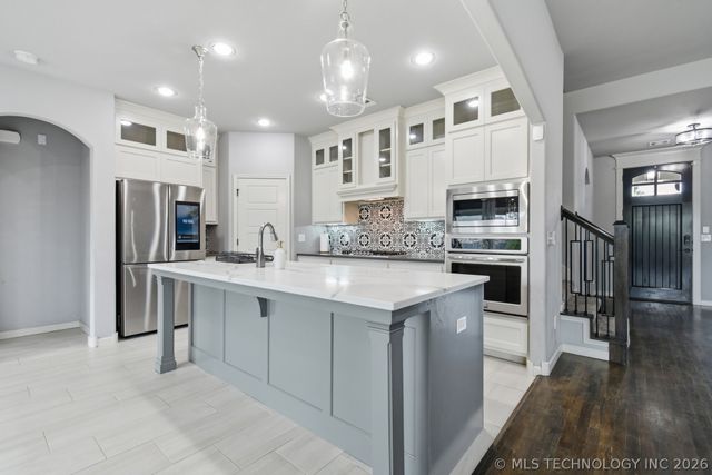 424 E 126th Street S, Jenks, OK 74037