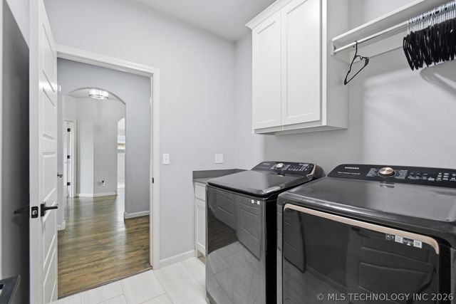 424 E 126th Street S, Jenks, OK 74037