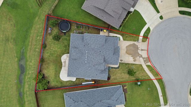 424 E 126th Street S, Jenks, OK 74037
