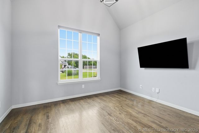 424 E 126th Street S, Jenks, OK 74037