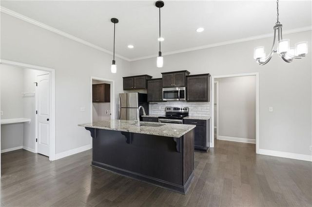 241 Jenny Lane, Raymore, MO 64083