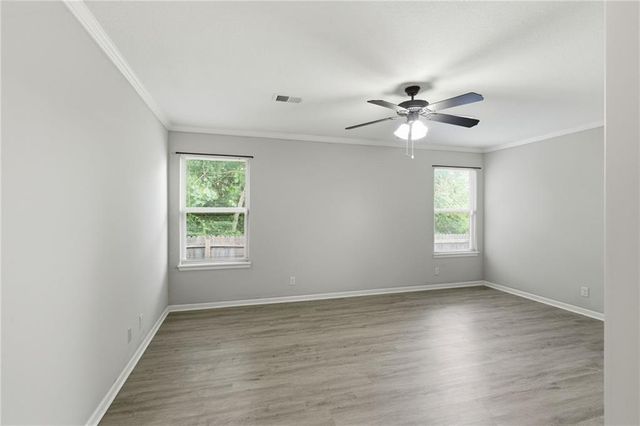 241 Jenny Lane, Raymore, MO 64083
