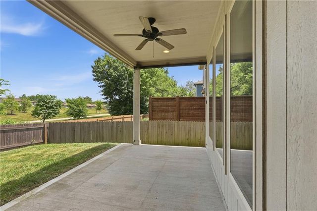 241 Jenny Lane, Raymore, MO 64083