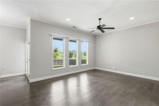 241 Jenny Lane, Raymore, MO 64083