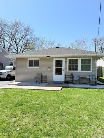 9907 Erie Drive, St Louis, MO 63125