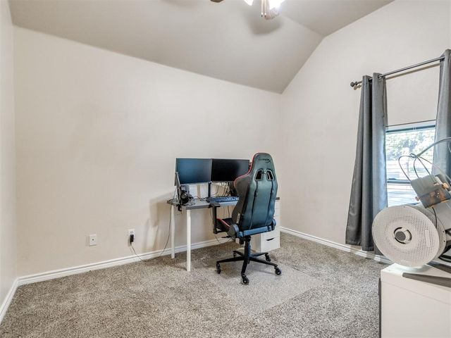 882 Oakley Drive, Blanchard, OK 73010