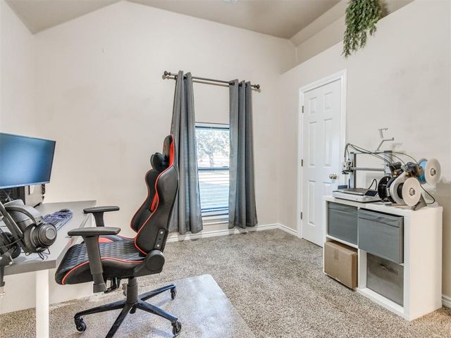 882 Oakley Drive, Blanchard, OK 73010