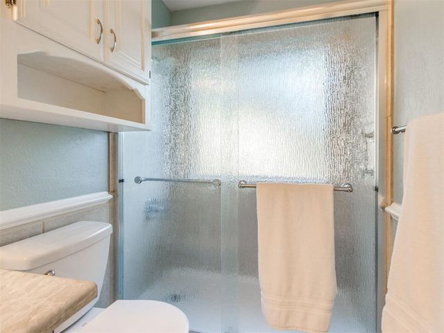 882 Oakley Drive, Blanchard, OK 73010