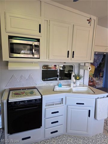 2353-2354 Norman Path, Senecaville, OH 43780