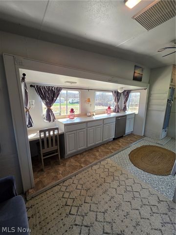 2353-2354 Norman Path, Senecaville, OH 43780