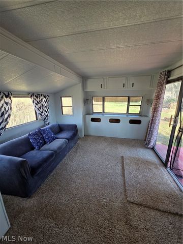 2353-2354 Norman Path, Senecaville, OH 43780