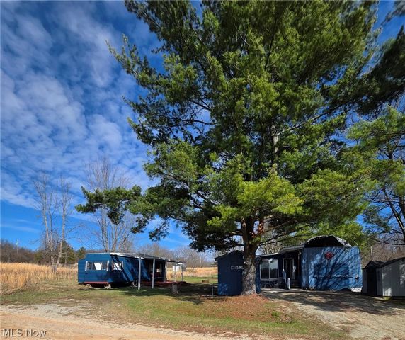 2353-2354 Norman Path, Senecaville, OH 43780