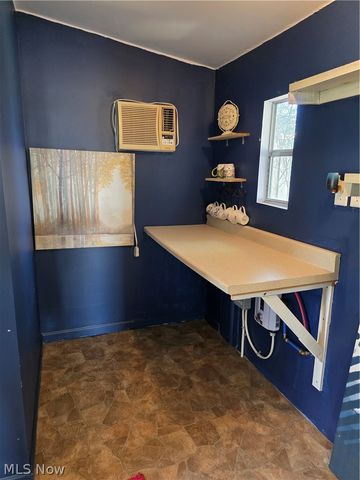 2353-2354 Norman Path, Senecaville, OH 43780