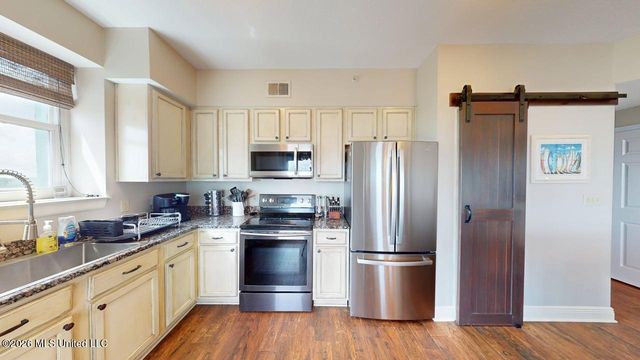 2228 Beach Drive, 909, Gulfport, MS 39507
