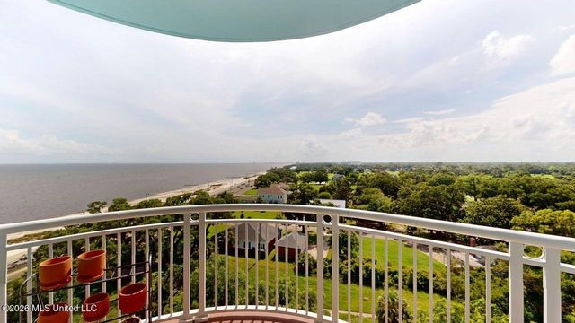 2228 Beach Drive, 909, Gulfport, MS 39507