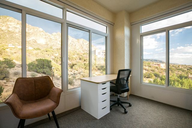 37 Tierra Monte Street NE, Albuquerque, NM 87122