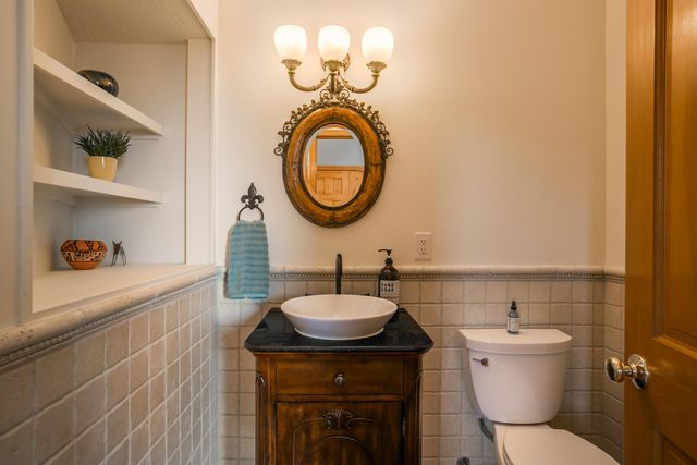 37 Tierra Monte Street NE, Albuquerque, NM 87122