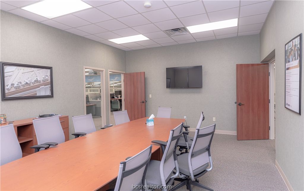 4001 E 29th ST 130, Bryan, TX 77802 — photo 2