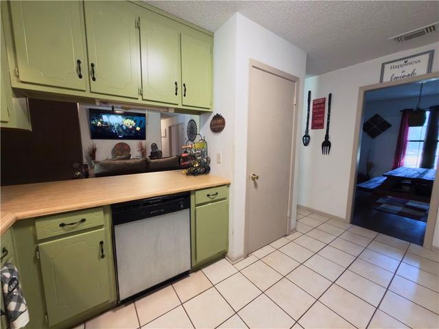 5201 Lott Road, Eight Mile, AL 36613