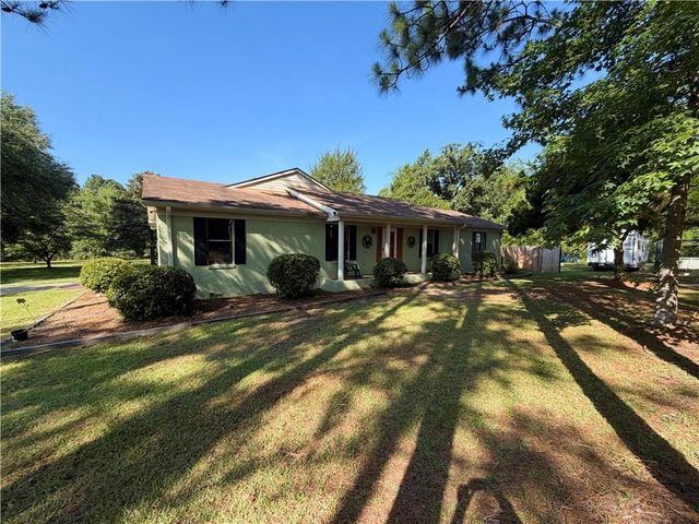 5201 Lott Road, Eight Mile, AL 36613