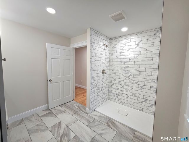 143 Goshen Road, Plainfield, CT 06354