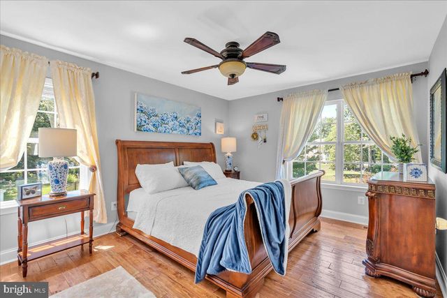 1832 TEABERRY AVE, Williamstown, NJ 08094